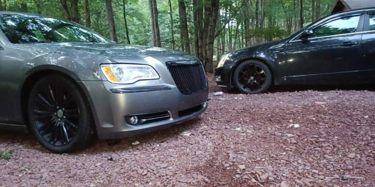 2011 Chrysler 300 Vivid Racing modifications