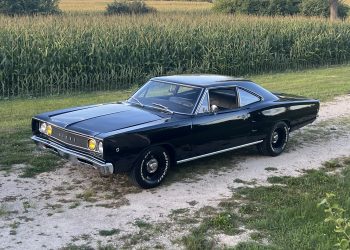 1968 Dodge Coronet Vivid Racing modifications