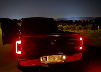 2007 Dodge Ram 1500 Vivid Racing modifications