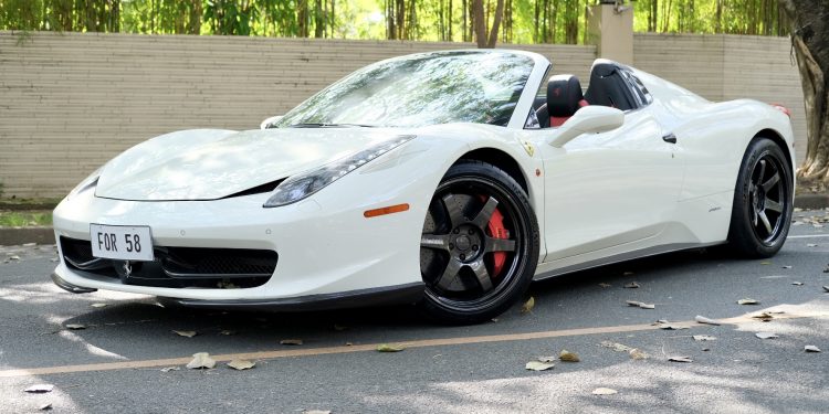 2014 Ferrari 458 Spider Vivid Racing modifications