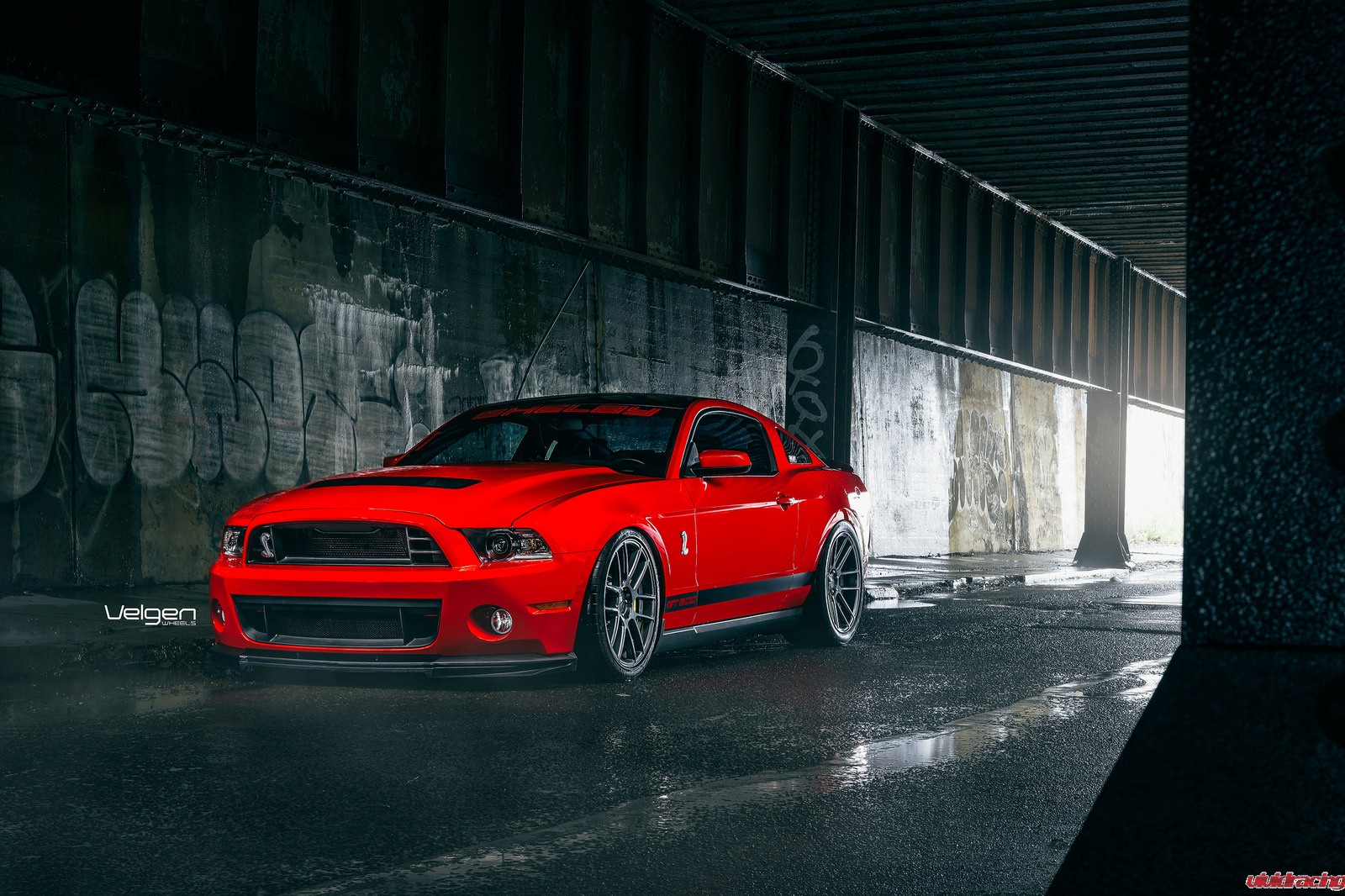 Bagged Shelby GT500 On Velgen 20″ Staggered VMB6 Wheels