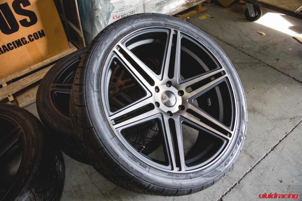 2016 Yukon GMC DUB Skrill 24 Wheels