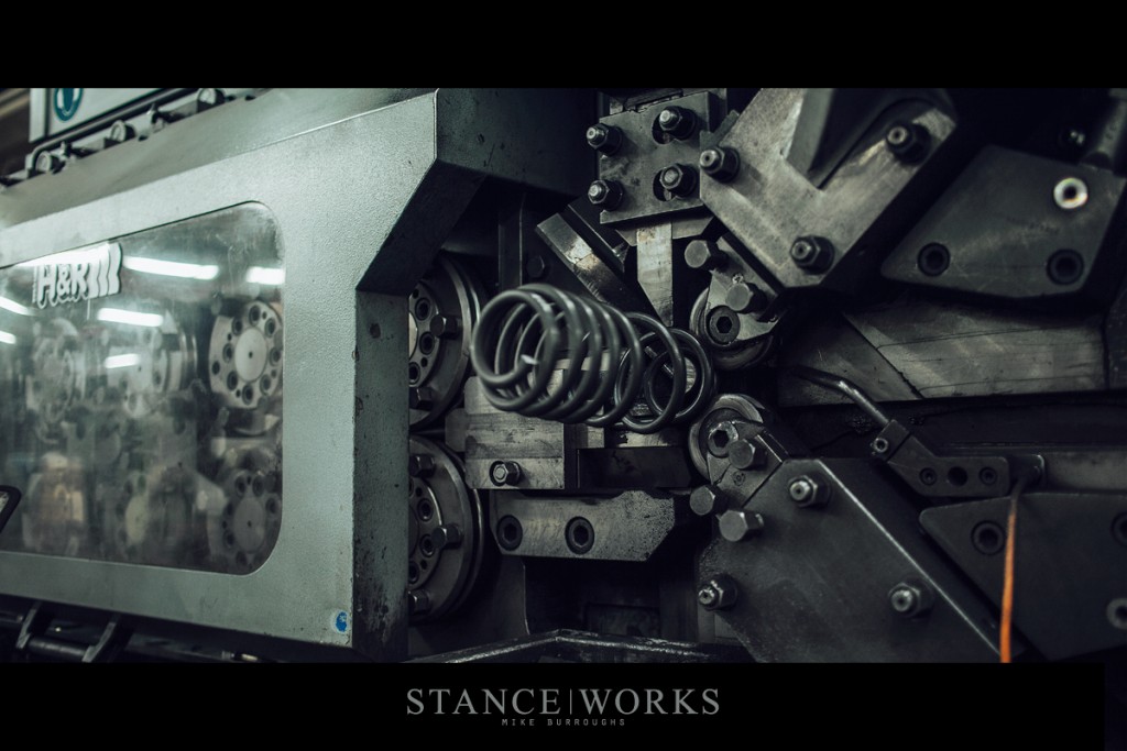 HR-springs-headquarters-facility-manufacturing-machine