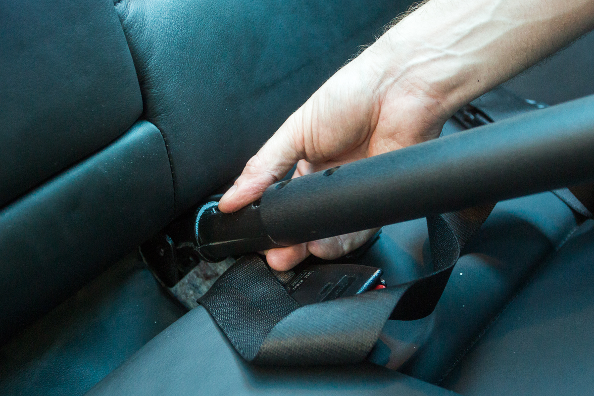 Harness_bar_Install_E46m315 Vivid Racing News