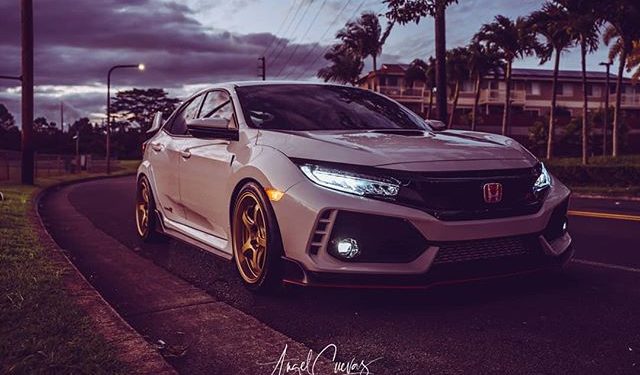 2018 Honda Civic Type-R Vivid Racing modifications