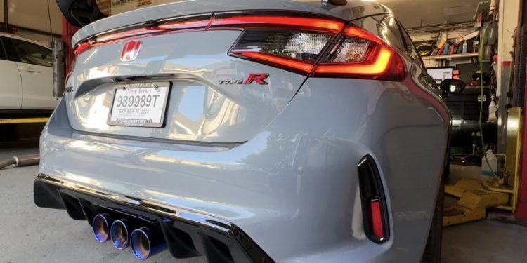 2023 Honda Civic Type-R Vivid Racing modifications