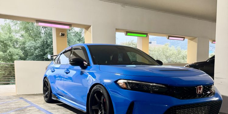 2024 Honda Civic Type-R Vivid Racing modifications
