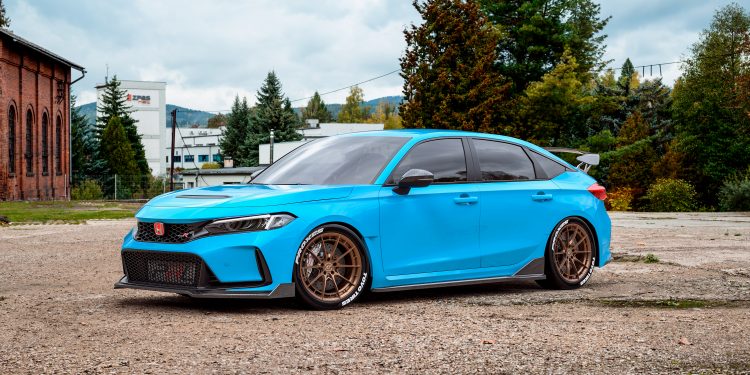 The Best Wheel Fitment for a Honda Civic FL5 Type R