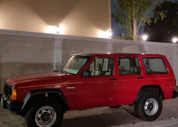 1996 Jeep Cherokee Vivid Racing modifications