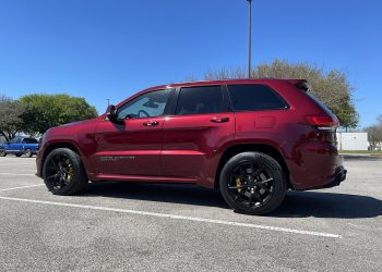 2019 Jeep Grand Cherokee Vivid Racing modifications