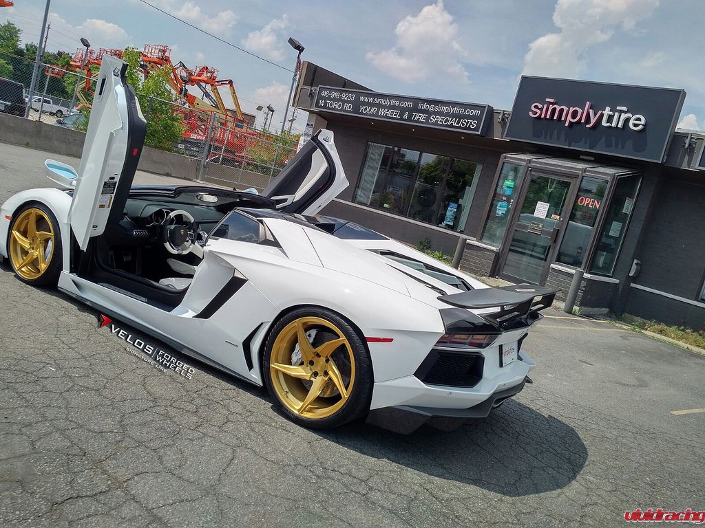 Lamborghini Aventador roadster, Velos Designwerks D5 wheels