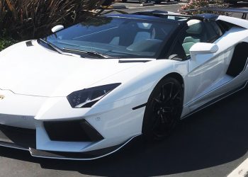 Customer Spotlight: Lamborghini Aventador with Leap Design Carbon Body Kit