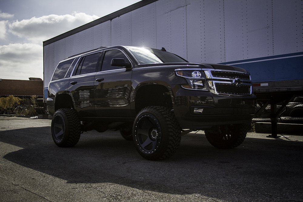 MR610_Black_Tahoe_1000