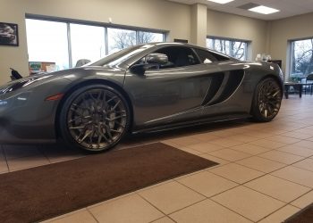 2012 McLaren 12C Vivid Racing modifications