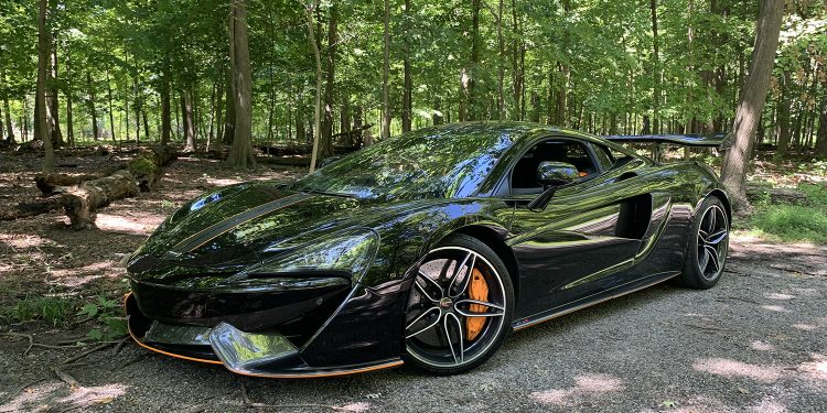2017 McLaren 570 Vivid Racing modifications
