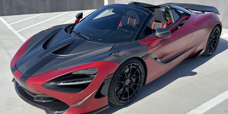 2022 McLaren 720S Vivid Racing modifications