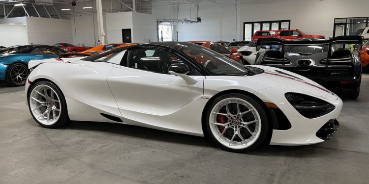 2023 McLaren 720S Vivid Racing modifications