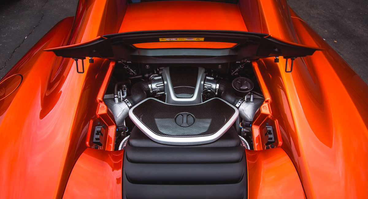 Touch of Carbon to this McLaren 12C Spyder