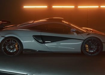 Novitec Announces New Aerodynamic and Interior Parts for McLaren 620R