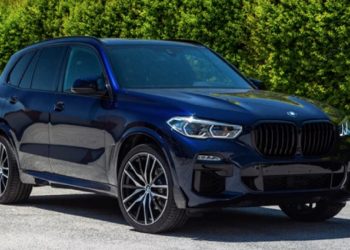 New AutoTecknic Dry Carbon Winglet Splitters for BMW G05 X5 M-Sport