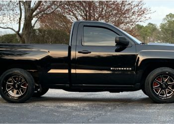 Customer Spotlight: 2016 Chevy Silverado on 20-Inch XD Pike Wheels