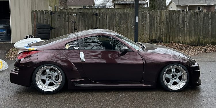 2004 Nissan 350Z Vivid Racing modifications