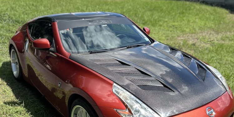 2014 Nissan 370Z Vivid Racing modifications