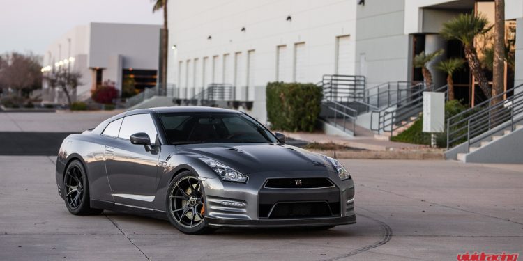2013 Nissan GTR Vivid Racing modifications