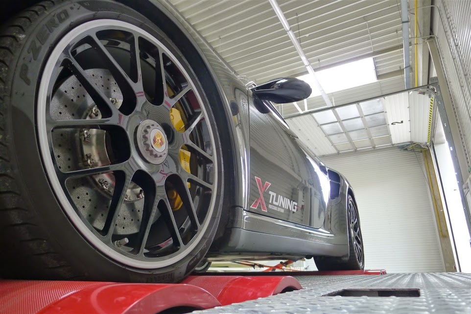 Porsche 997.2 Turbo S VR Tuned to 615bhp