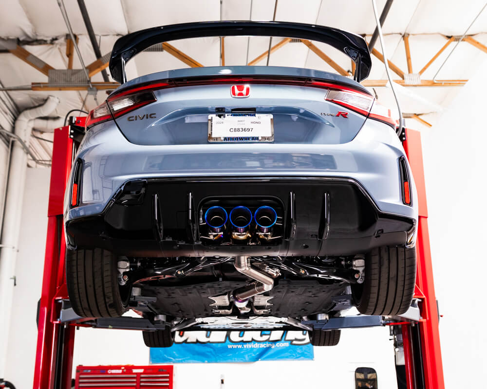 Undershot of performance exhaust system on Honda Type R.