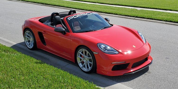 2017 Porsche 718 Boxster Vivid Racing modifications
