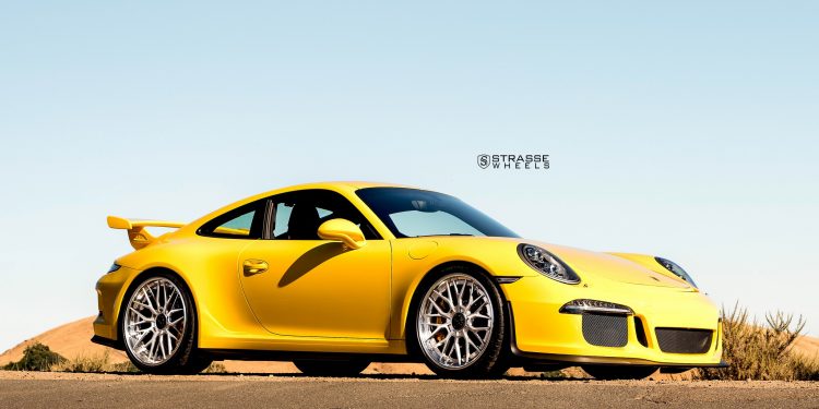 2016 Porsche 991 GT3/GT3 RS Vivid Racing modifications