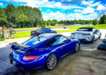 2011 Porsche 997.2 Carrera Vivid Racing modifications