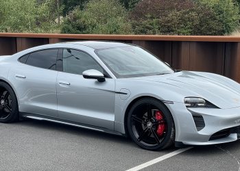 2022 Porsche Taycan Vivid Racing modifications