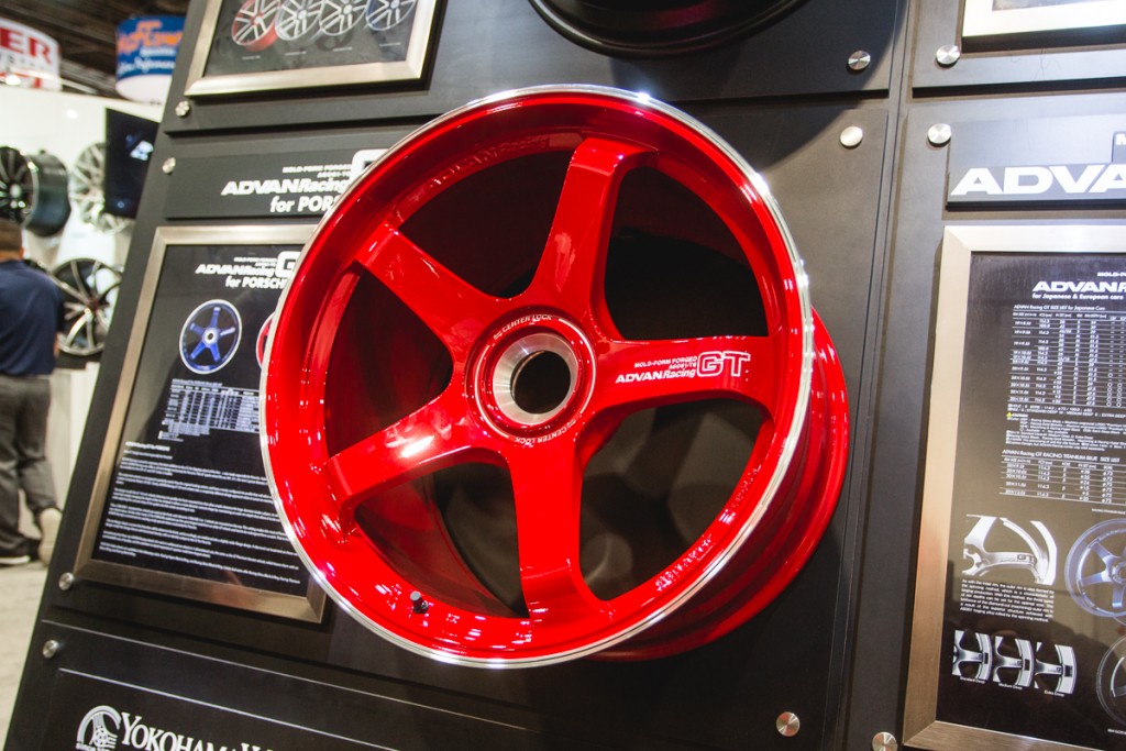 Advan Racing GT CenterLock Wheel for Porsche 991 997 