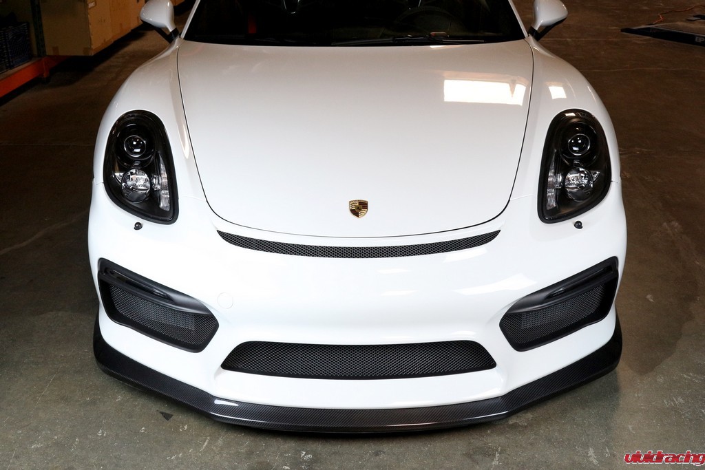 Porsche_GT4_Front-lip_installed_LR_4