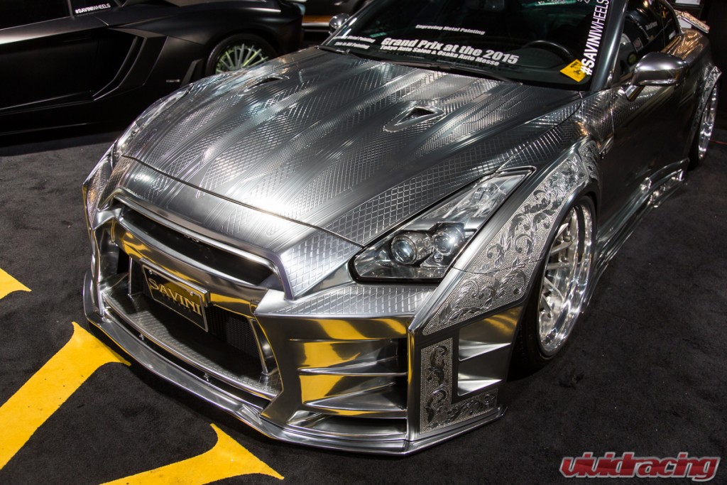 ARTIS Metal Engraved Nissan GT-R Paint Job