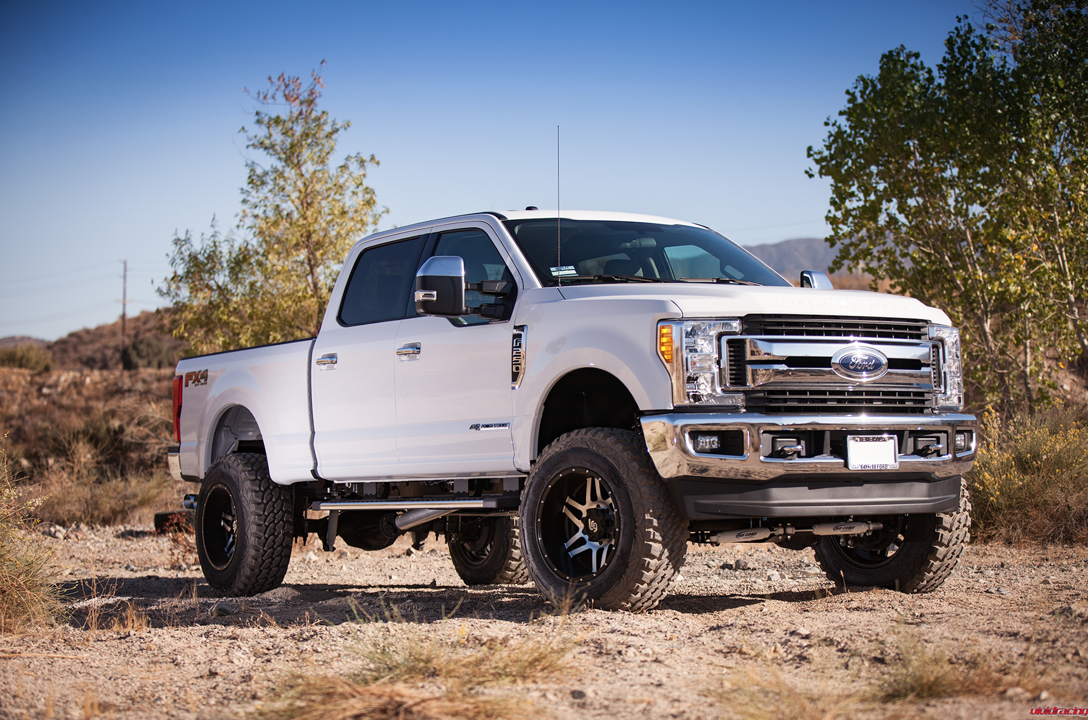 Pro Camp, Ford F250, F350, Super Duty, suspension lift body kit