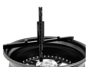 Hyundai Genesis in pink