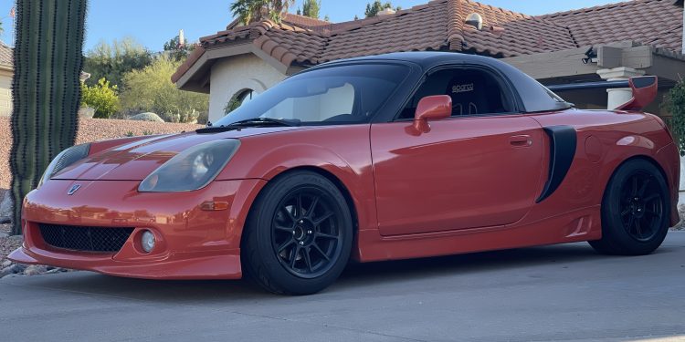2003 Toyota MR2/MRS Vivid Racing modifications