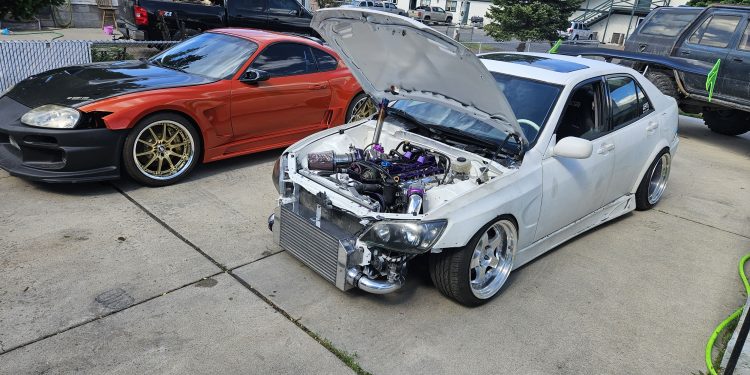 1995 Toyota Supra Vivid Racing modifications