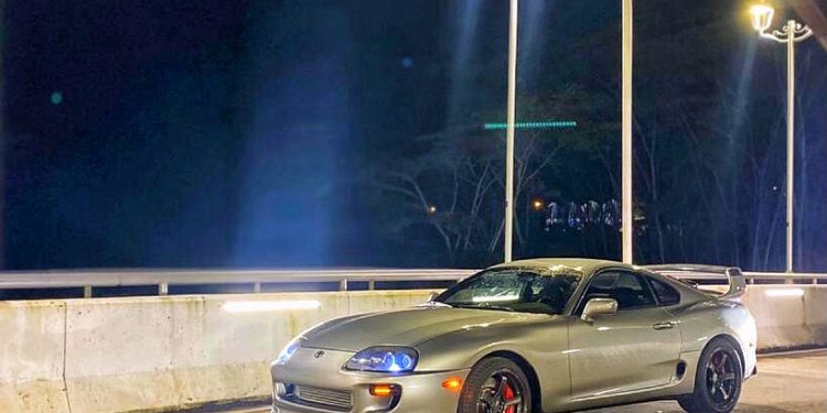 1995 Toyota Supra Vivid Racing modifications