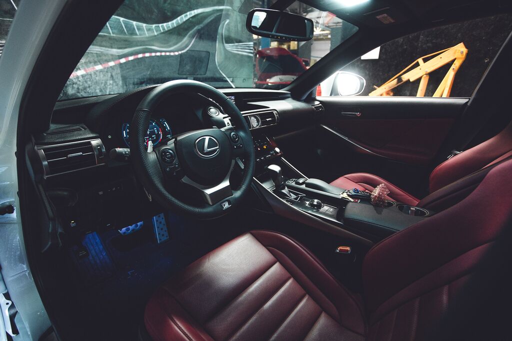VR Tuned Lexus IS350 Interior Front Red Seats 