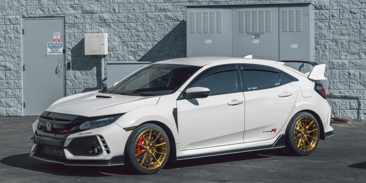 Championship White Civic Type-R with VR Forged D03-R Brushed Gold Wheels