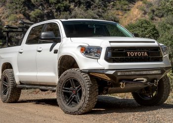 Toyota Tundra Fitment Venom Rex VR501 – Now Available!
