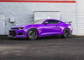 Purple Camaro ZL1 with VR Forged D05 Gloss Black 20 Inch Wheels