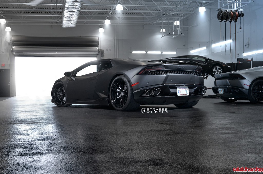 Lamborghini Huracan LP610-4, Strasse SV1 deep concave monoblock wheels