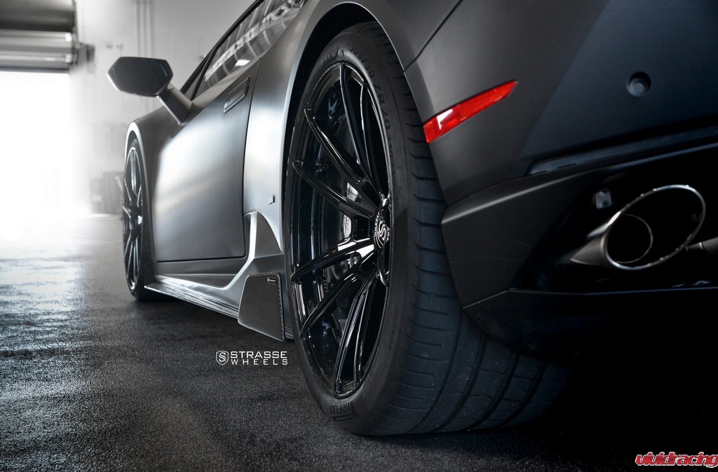Lamborghini Huracan LP610-4, Strasse SV1 deep concave monoblock wheels