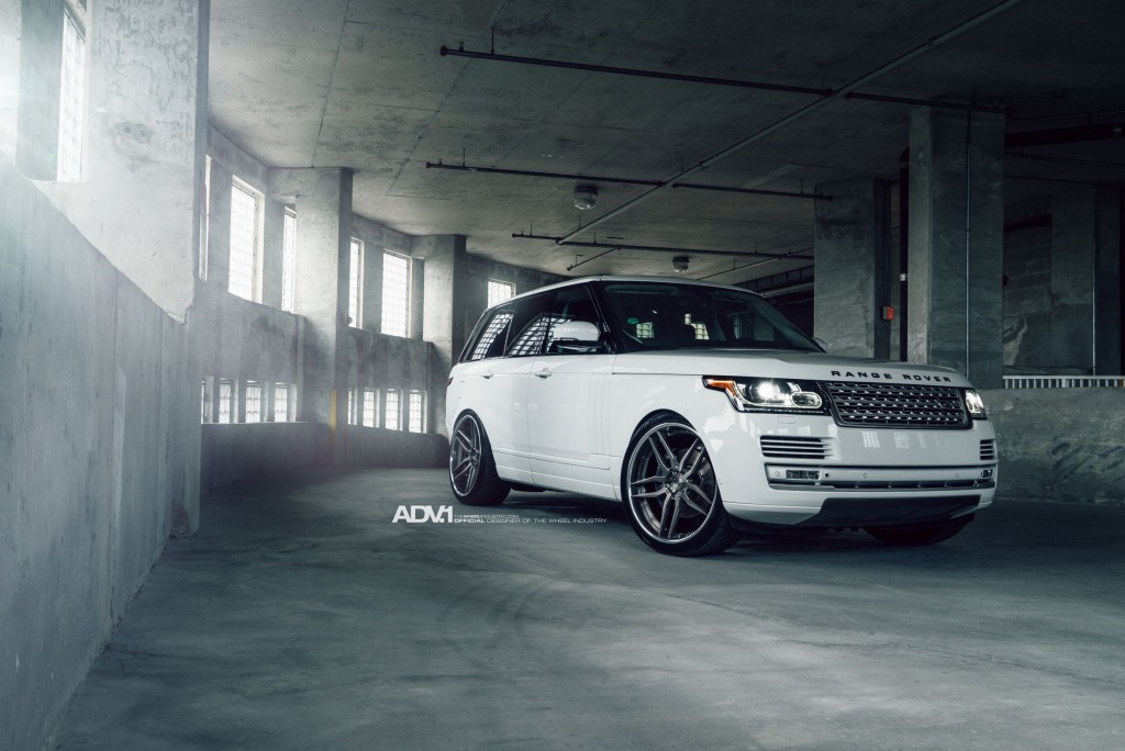 adv1-wheels-range-roverLand-Rover-white-hse-lowered-modified-deep-concave-aftermarket-24-inch-rims-H