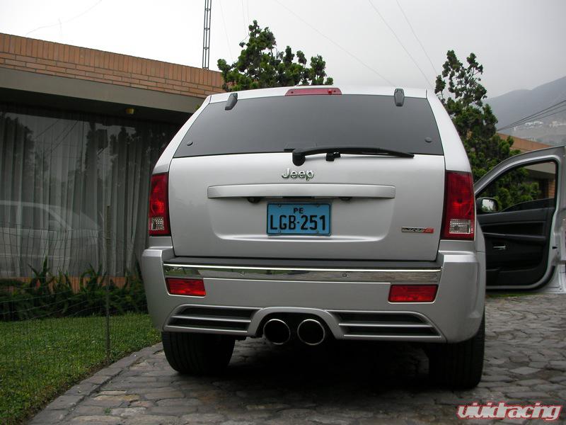 Jeep SRT-8 with Borla Exhaust from Peru